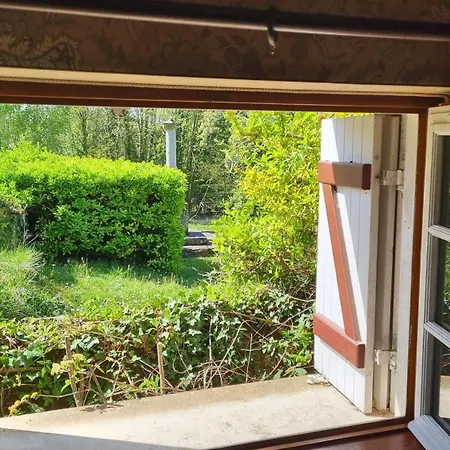 לינה וארוחת בוקר Les Maisons De Melody